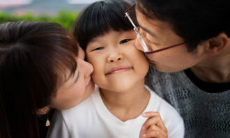 Peran Orang Tua Dalam Membentuk Karakter Anak